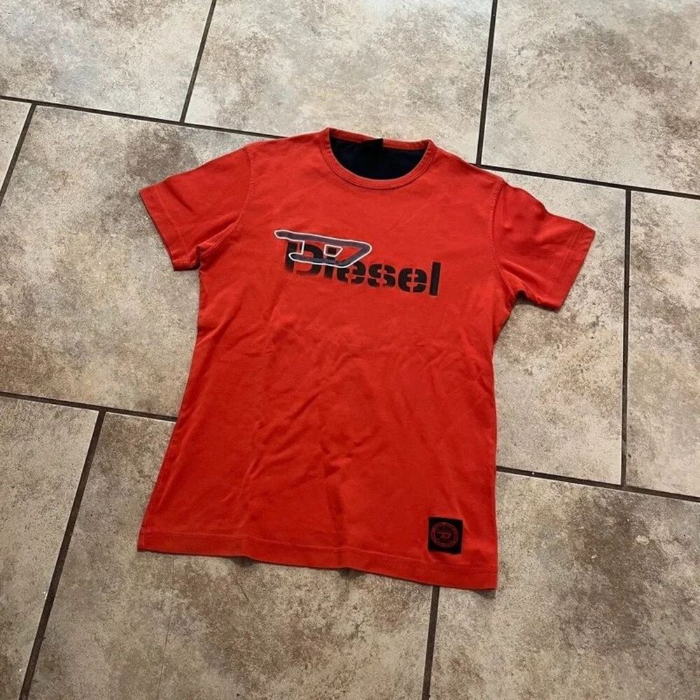 Diesel Big Logo Graphic T-Shirt Red Orange Spellout Y2K Streetwear Tee Size M